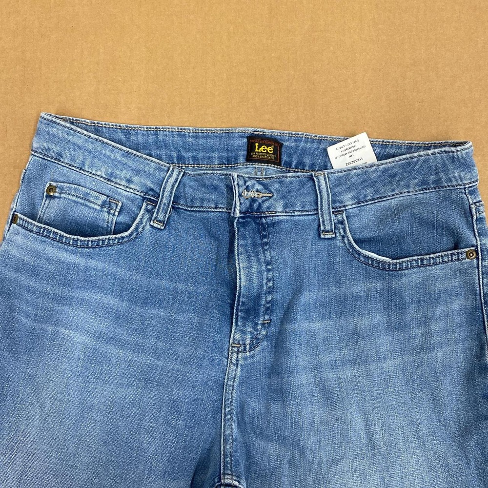 Lee Blue Denim Jeans Womens Size 14 Medium Regular Length Straight Leg 112352362
